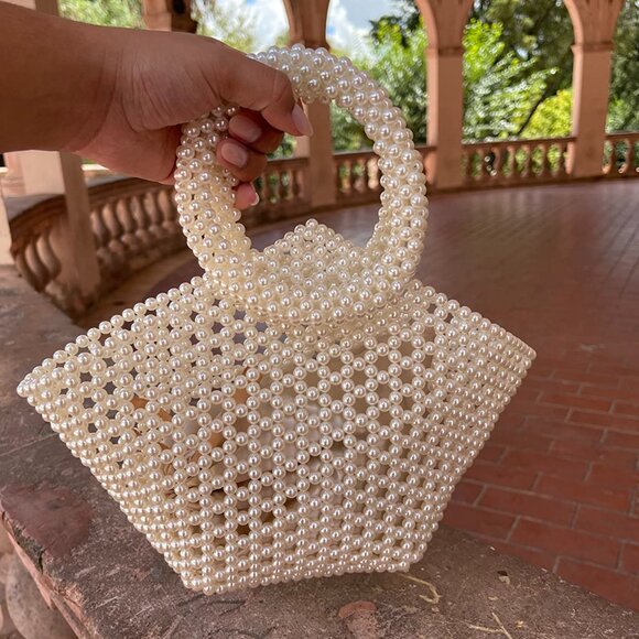 Neiman Marcus SIlk-Lined Pearl Clutch Purse - Picture 1 of 6